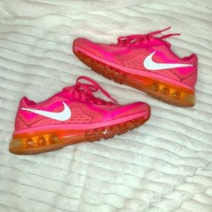 Nike air max woman’s shoes